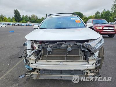 Piąte zdjęcie samochodu w środku: 2021 TOYOTA RAV4 XLE VIN:2T3RWRFV3MW113648 - miniatura