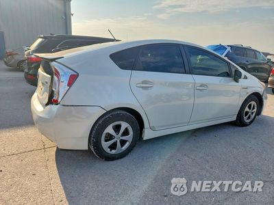 Trzecie zdjęcie samochodu z tyłu: 2015 TOYOTA PRIUS TWO VIN:JTDKN3DU4F0482859 - miniatura