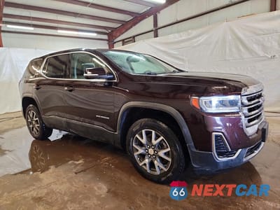 Czwarte zdjęcie samochodu z boku: 2021 GMC ACADIA SLE VIN:1GKKNKLAXMZ142100 - miniatura
