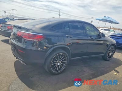 Trzecie zdjęcie samochodu z tyłu: 2023 MERCEDES-BENZ GLC COUPE 300 4MATIC VIN:W1N0J8EB7PG129613 - miniatura