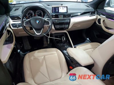 Zdjęcie 8 z 14 samochodu: 2021 BMW X1 XDRIVE28I VIN:WBXJG9C08M5T32568 - miniatura
