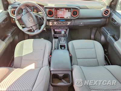 Zdjęcie 8 z 12 samochodu: 2021 TOYOTA TACOMA SR V6 VIN:5TFCZ5AN9MX272294 - miniatura