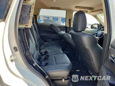 Zdjęcie 11 z 13 samochodu: 2019 MITSUBISHI OUTLANDER SE VIN:JA4AD3A32KZ006443 - miniatura