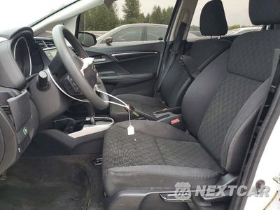 Zdjęcie 7 z 14 samochodu: 2015 HONDA FIT LX VIN:3HGGK5H52FM730487 - miniatura