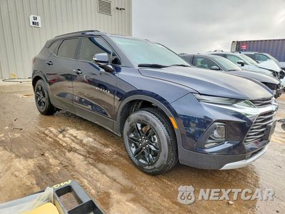 Czwarte zdjęcie samochodu z boku: 2020 CHEVROLET BLAZER 2LT VIN:3GNKBHR46LS717496 - miniatura