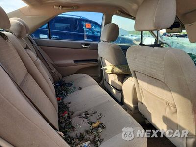 Zdjęcie 10 z 13 samochodu: 2005 TOYOTA CAMRY LE VIN:4T1BE32K55U561462 - miniatura