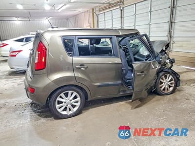 Trzecie zdjęcie samochodu z tyłu: 2012 KIA SOUL + VIN:KNDJT2A66C7377616 - miniatura