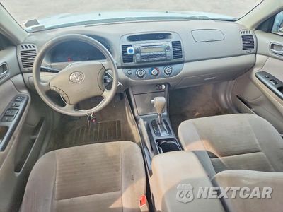 Zdjęcie 8 z 12 samochodu: 2006 TOYOTA CAMRY LE VIN:4T1BE32KX6U691786 - miniatura