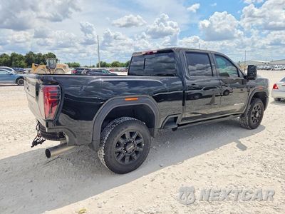 Trzecie zdjęcie samochodu z tyłu: 2026 GMC SIERRA K2500 AT4 VIN:1GT4UPEY8TF281804 - miniatura