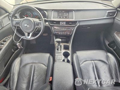 Zdjęcie 8 z 12 samochodu: 2018 KIA OPTIMA EX VIN:5XXGU4L31JG190777 - miniatura