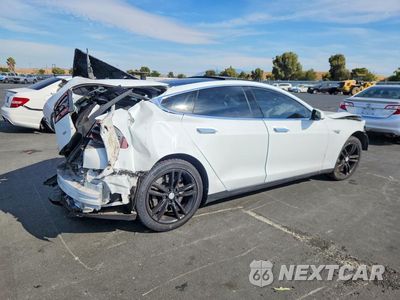 Trzecie zdjęcie samochodu z tyłu: 2013 TESLA MODEL S VIN:5YJSA1DN7DFP25667 - miniatura