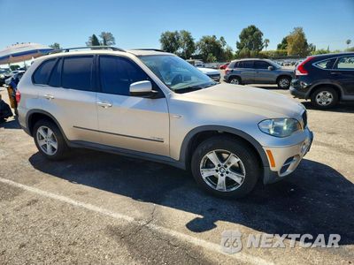 Czwarte zdjęcie samochodu z boku: 2013 BMW X5 XDRIVE35I VIN:5UXZV4C59D0G50721 - miniatura