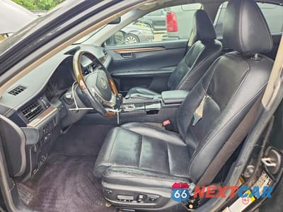 Zdjęcie 7 z 12 samochodu: 2014 LEXUS ES 350 VIN:JTHBK1GG1E2113154 - miniatura