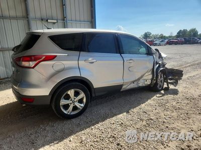 Trzecie zdjęcie samochodu z tyłu: 2015 FORD ESCAPE SE VIN:1FMCU0G93FUB32561 - miniatura