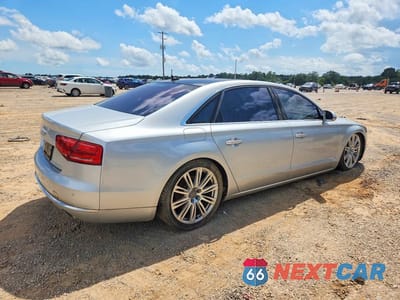 Trzecie zdjęcie samochodu z tyłu: 2013 AUDI A8 L QUATTRO VIN:WAURGAFD0DN013971 - miniatura