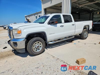 2015 GMC SIERRA K3500 1GT421C88FF642183 - główne zdjęcie licytacji z USA - miniatura