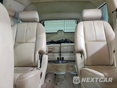 Zdjęcie 10 z 13 samochodu: 2008 CHEVROLET SUBURBAN K2500 VIN:3GNGK26K58G198201 - miniatura