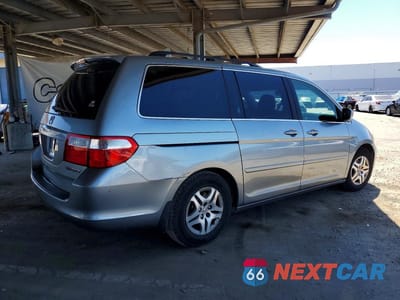 Trzecie zdjęcie samochodu z tyłu: 2005 HONDA ODYSSEY EXL VIN:5FNRL38755B123433 - miniatura