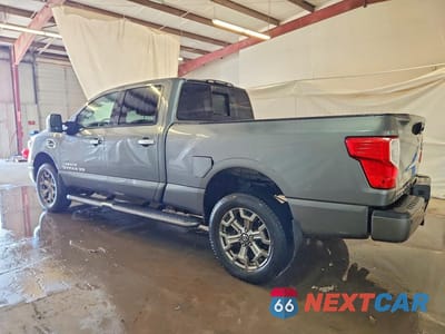 Drugie zdjęcie samochodu z przodu: 2017 NISSAN TITAN XD SL VIN:1N6BA1F43HN552304 - miniatura