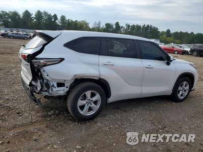 Trzecie zdjęcie samochodu z tyłu: 2023 TOYOTA HIGHLANDER HYBRID LE VIN:5TDZARAH5PS021091 - miniatura