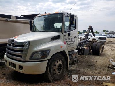 2017 HINO 338 TOW TRUCK 5PVNV8JV5H4S57014 - główne zdjęcie licytacji z USA - miniatura