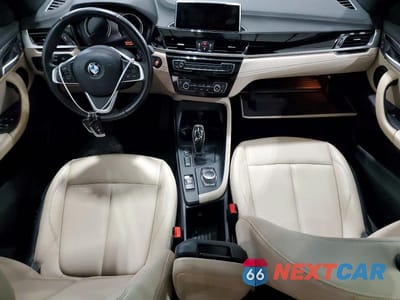 Zdjęcie 8 z 12 samochodu: 2021 BMW X1 XDRIVE28I VIN:WBXJG9C0XM5S23755 - miniatura
