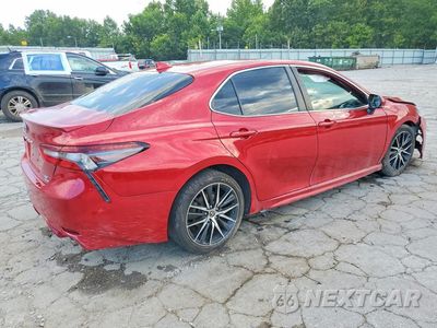 Trzecie zdjęcie samochodu z tyłu: 2021 TOYOTA CAMRY SE VIN:4T1G11BK2MU023791 - miniatura
