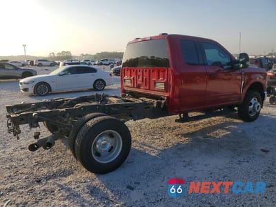 Trzecie zdjęcie samochodu z tyłu: 2024 FORD F350 SUPER DUTY VIN:1FT8X3DT9REF41570 - miniatura
