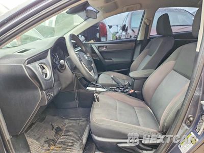 Zdjęcie 7 z 12 samochodu: 2018 TOYOTA COROLLA VIN:5YFBURHE8JP819749 - miniatura