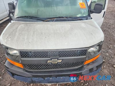 Zdjęcie 12 z 13 samochodu: 2007 CHEVROLET EXPRESS G1500 VIN:1GNFG15T371111863 - miniatura