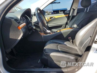 Zdjęcie 7 z 12 samochodu: 2009 MERCEDES-BENZ E 350 VIN:WDBUF56X79B412689 - miniatura