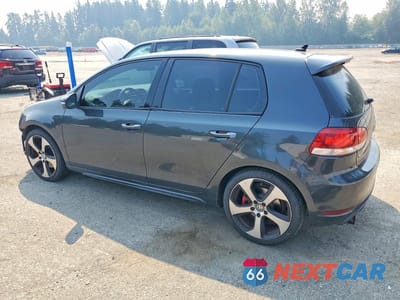 Drugie zdjęcie samochodu z przodu: 2010 VOLKSWAGEN GTI VIN:WVWHD7AJ8AW225837 - miniatura