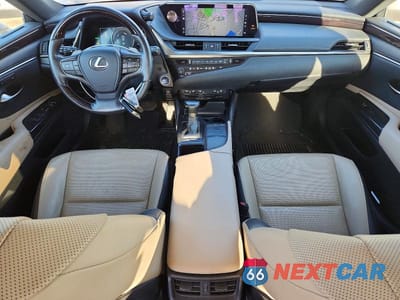 Zdjęcie 8 z 12 samochodu: 2020 LEXUS ES 300H VIN:58AD21B11LU008973 - miniatura
