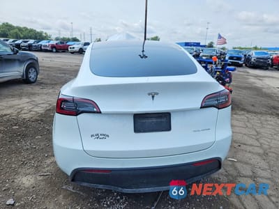 Zdjęcie 6 z 12 samochodu: 2022 TESLA MODEL Y VIN:7SAYGDEE0NF389938 - miniatura