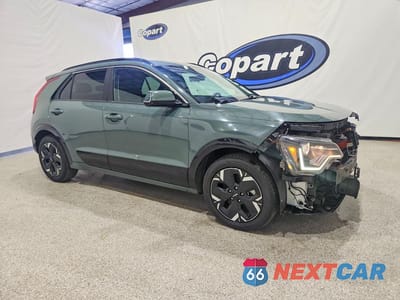 Czwarte zdjęcie samochodu z boku: 2024 KIA NIRO WIND VIN:KNDCR3L15R5110809 - miniatura