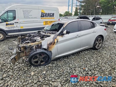 2018 ALFA ROMEO GIULIA Q4 ZARFAEDN2J7579517 - główne zdjęcie licytacji z USA - miniatura