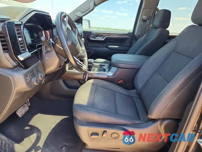 Zdjęcie 7 z 12 samochodu: 2023 CHEVROLET SILVERADO K1500 LT TRAIL BOSS VIN:3GCUDFE82PG341994 - miniatura