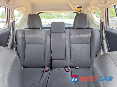 Zdjęcie 10 z 13 samochodu: 2017 TOYOTA RAV4 LE VIN:JTMZFREV9HJ711507 - miniatura