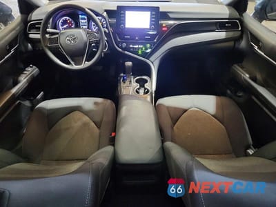 Zdjęcie 8 z 13 samochodu: 2022 TOYOTA CAMRY LE VIN:4T1C11AK9NU692089 - miniatura