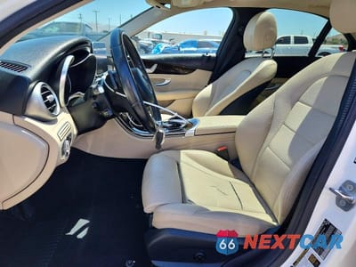 Zdjęcie 7 z 12 samochodu: 2016 MERCEDES-BENZ C 300 VIN:55SWF4JB0GU165931 - miniatura
