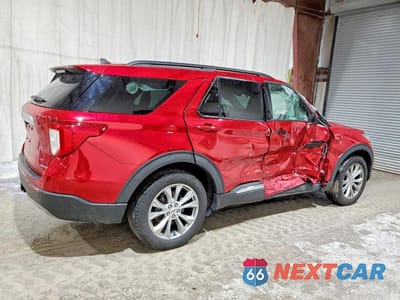 Trzecie zdjęcie samochodu z tyłu: 2021 FORD EXPLORER XLT VIN:1FMSK8DH5MGA28645 - miniatura