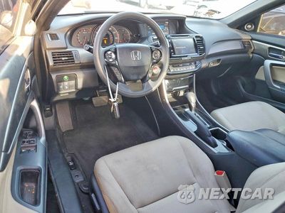 Zdjęcie 8 z 12 samochodu: 2016 HONDA ACCORD EX VIN:1HGCT1B5XGA000533 - miniatura