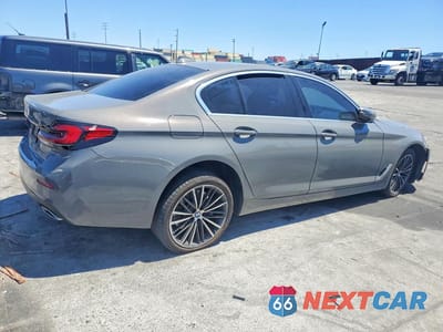 Trzecie zdjęcie samochodu z tyłu: 2022 BMW 540 I VIN:WBA53BJ02NWX58138 - miniatura