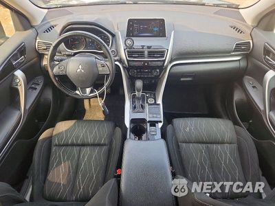 Zdjęcie 8 z 13 samochodu: 2018 MITSUBISHI ECLIPSE CROSS SE VIN:JA4AT5AA4JZ046633 - miniatura