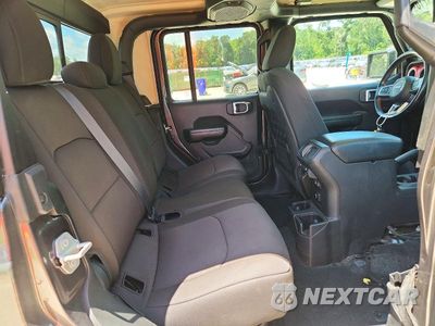 Zdjęcie 10 z 13 samochodu: 2021 JEEP GLADIATOR RUBICON VIN:1C6JJTBG4ML589112 - miniatura