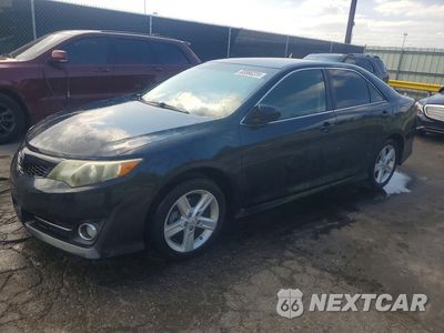 2014 TOYOTA CAMRY SE 4T1BF1FK8EU450951 - główne zdjęcie licytacji z USA - miniatura