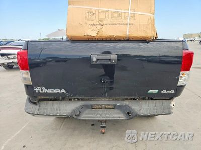 Zdjęcie 6 z 12 samochodu: 2012 TOYOTA TUNDRA CREWMAX LIMITED VIN:5TFHW5F1XCX236178 - miniatura
