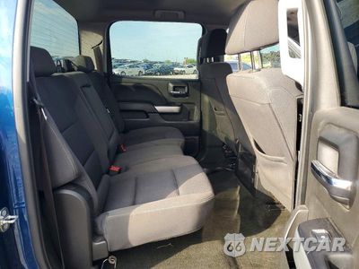 Zdjęcie 10 z 12 samochodu: 2018 CHEVROLET SILVERADO K1500 LT VIN:3GCUKREH2JG182358 - miniatura