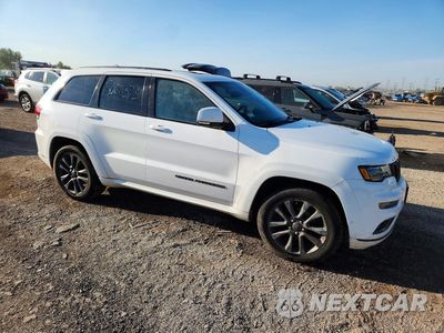 Czwarte zdjęcie samochodu z boku: 2018 JEEP GRAND CHEROKEE OVERLAND VIN:1C4RJFCG8JC180697 - miniatura