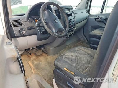 Zdjęcie 8 z 13 samochodu: 2008 FREIGHTLINER SPRINTER 2500 DELIVERY VAN VIN:WDYPE845085295348 - miniatura
